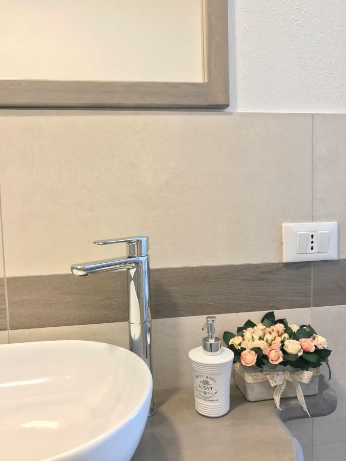 Palmasera Charming Rooms Cala Gonone Buitenkant foto