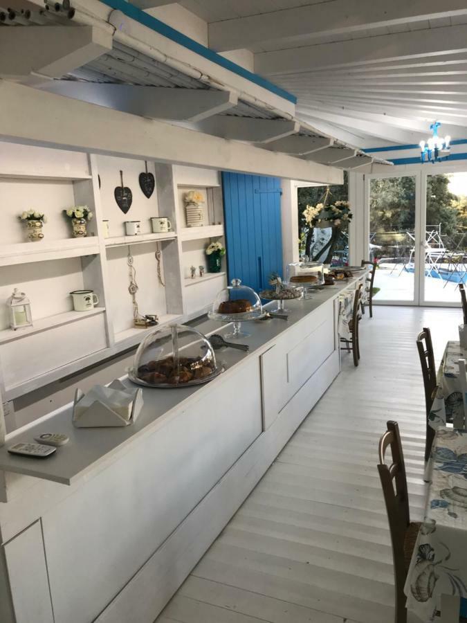 Palmasera Charming Rooms Cala Gonone Buitenkant foto